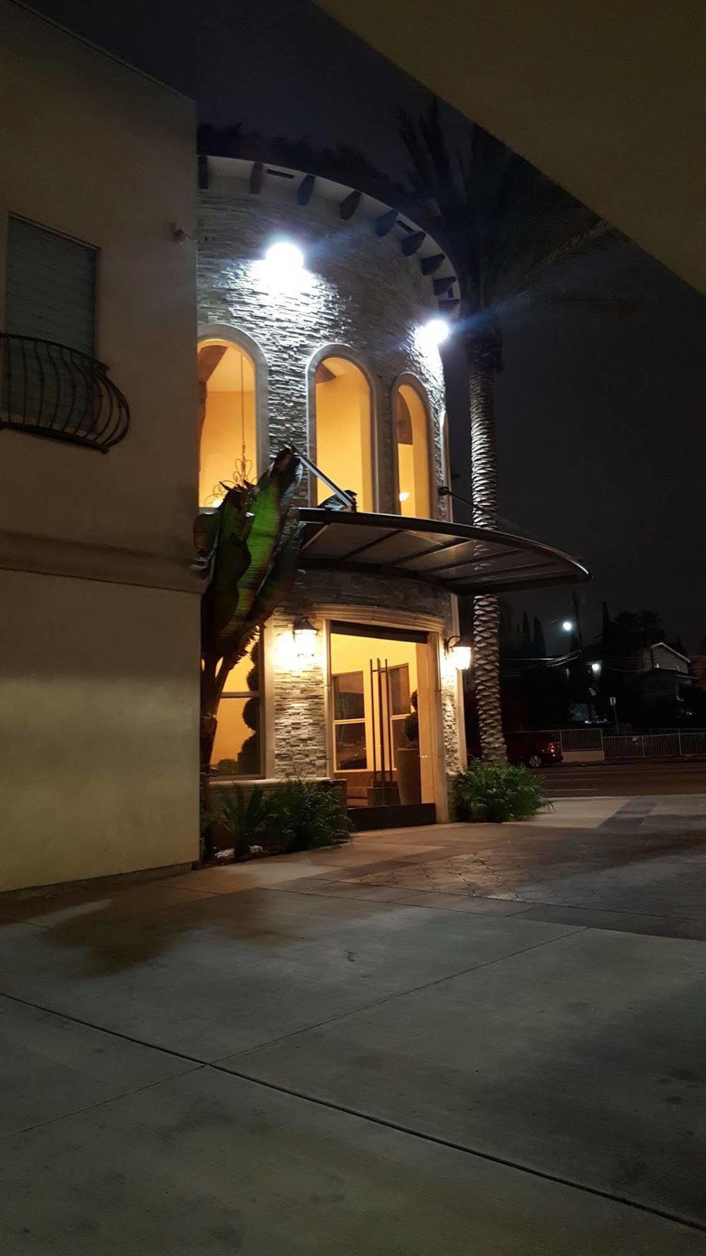 Tuscan Garden Inn Los Angeles Buitenkant foto